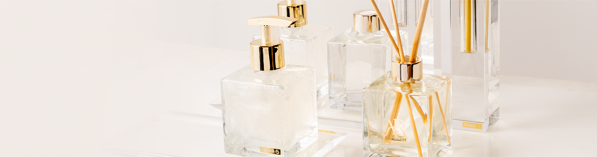 slider image slider_item_8TnMpy