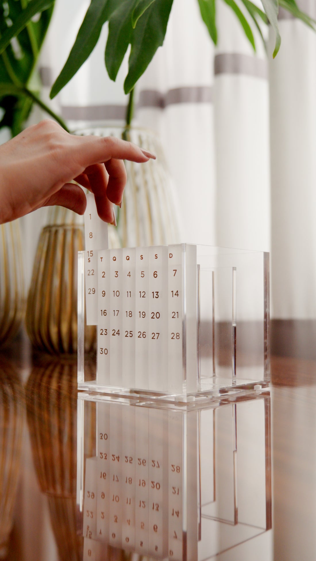 Porta Canetas + Calendário Eterno